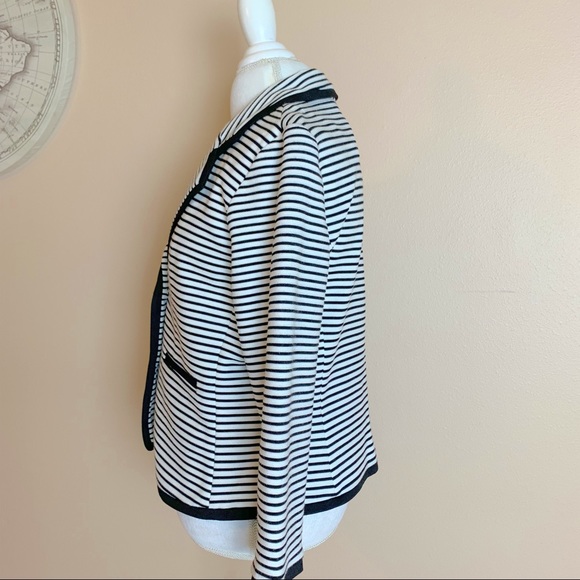 Black and White Striped Jacket/Blazer Size Large - Picture 5 of 8